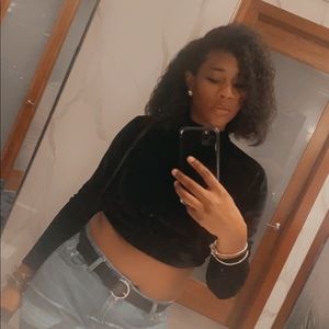 Meet your Posher, Alashia